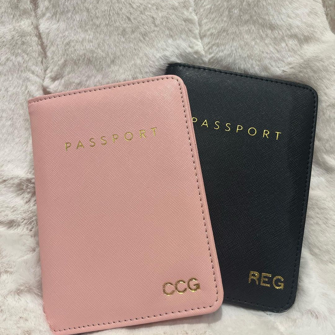 Whyte House Monograms - personalized passport case